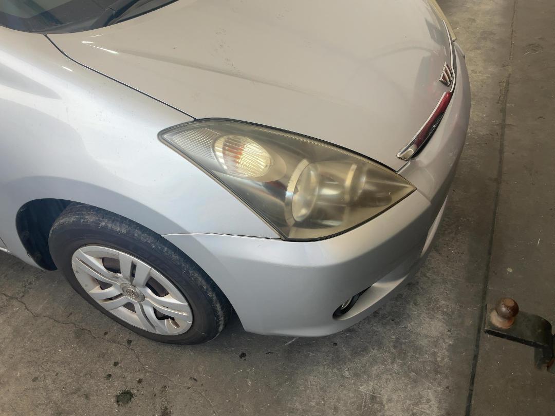 Photo '4' of Toyota Wish