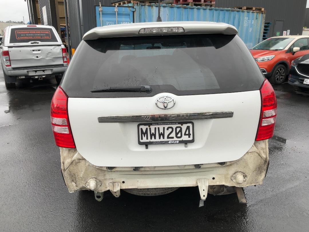 Photo '6' of Toyota Wish