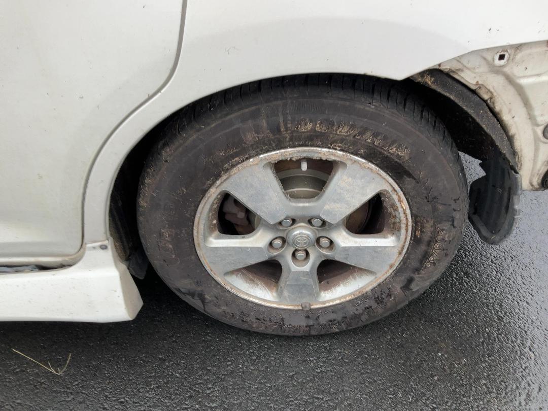 Photo '12' of Toyota Wish