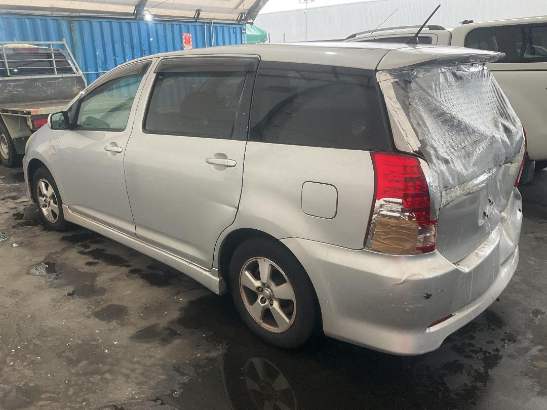 Photo '8' of Toyota Wish