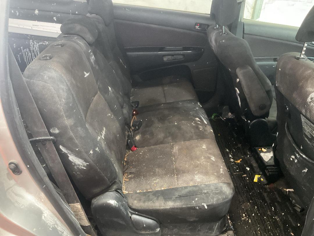 Photo '15' of Toyota Wish