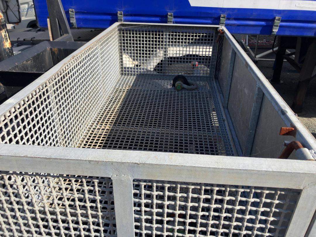 Photo '13' of TRAILER NICKEL 2 AXLE PULL TRAILER Dolly