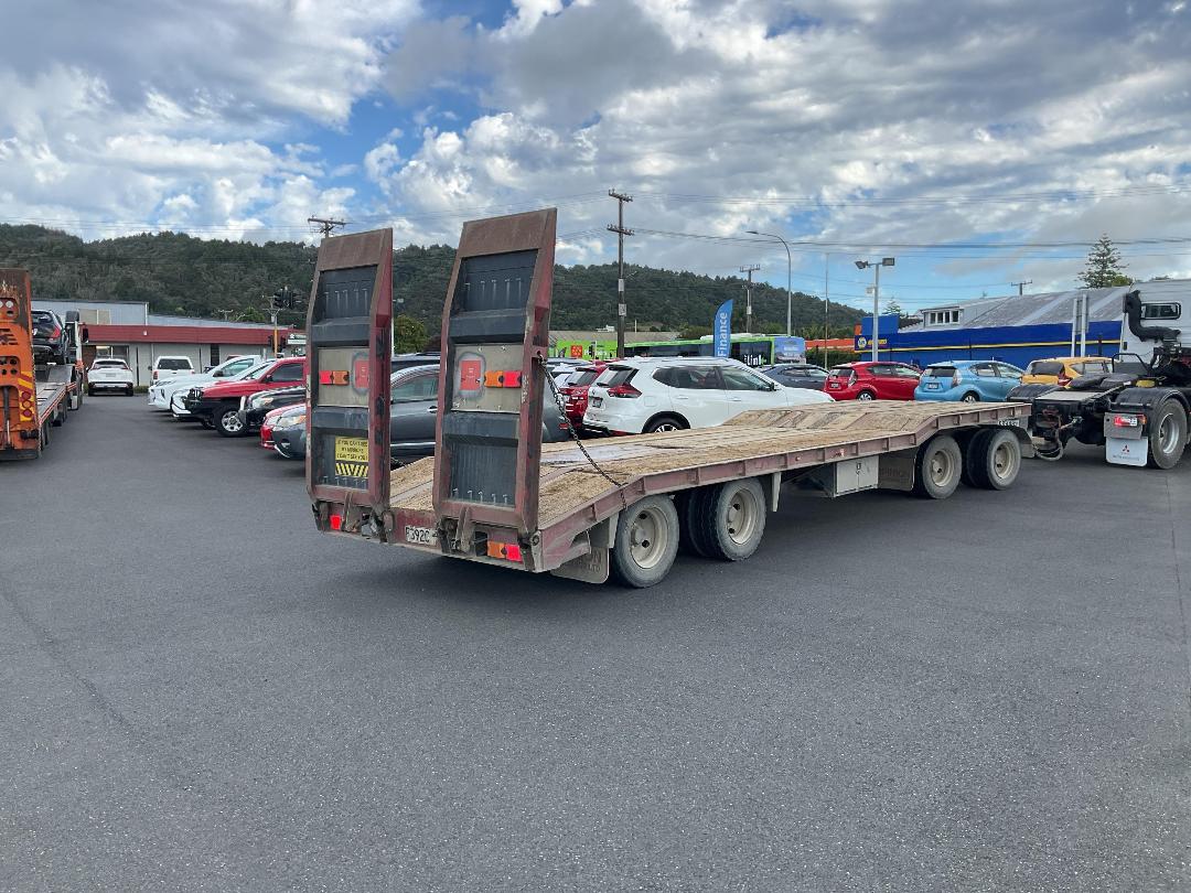 Photo '4' of TRAILER OPINION 4AT-STD TRANSPORTER Transporter Full