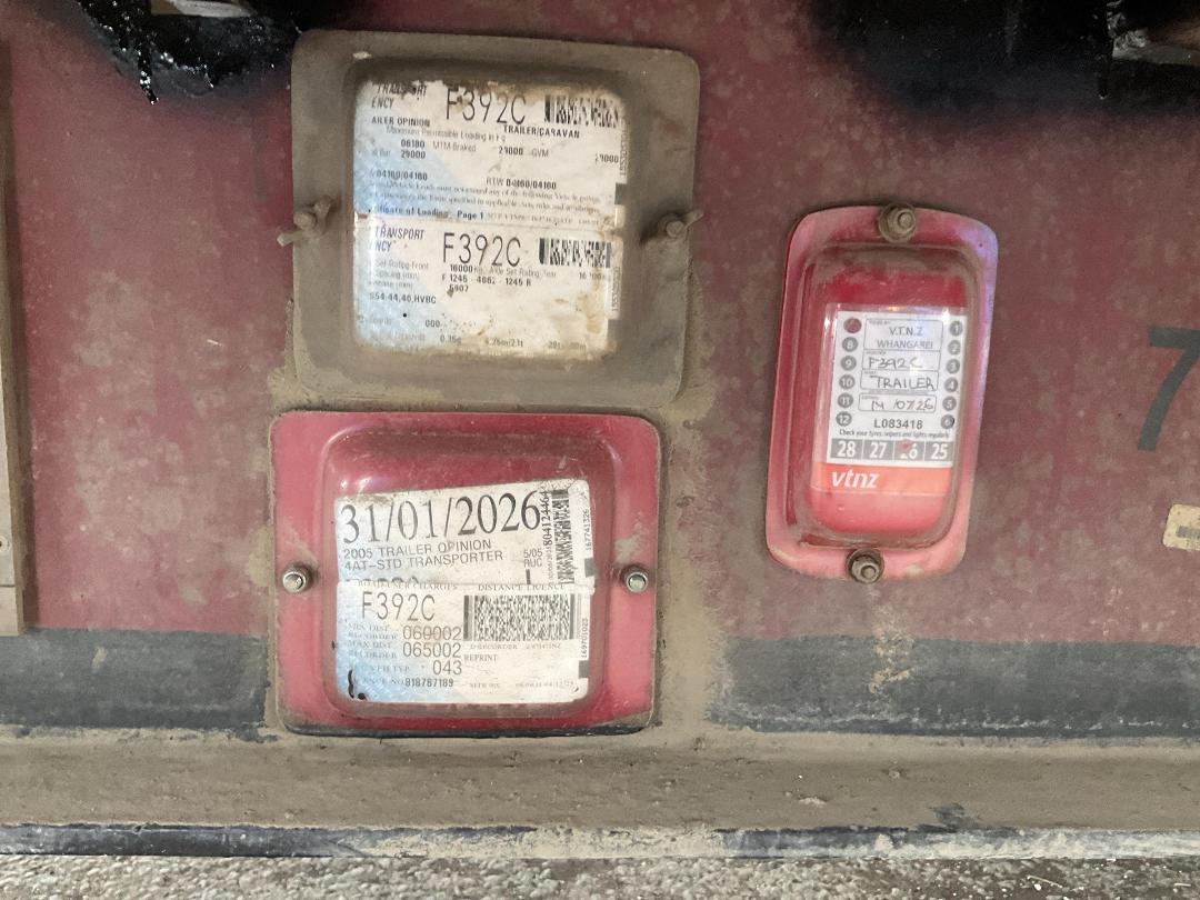 Photo '11' of TRAILER OPINION 4AT-STD TRANSPORTER Transporter Full