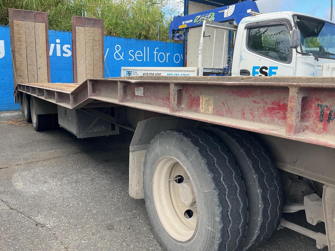 Photo '16' of TRAILER OPINION 4AT-STD TRANSPORTER Transporter Full