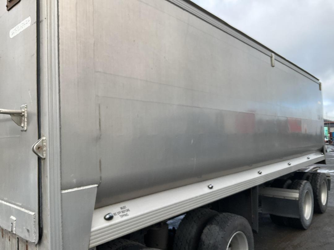 Photo '44' of TRANSFLEET 4TDH-27 -ABP2BP2-60.-TE440 Tipper Trailer