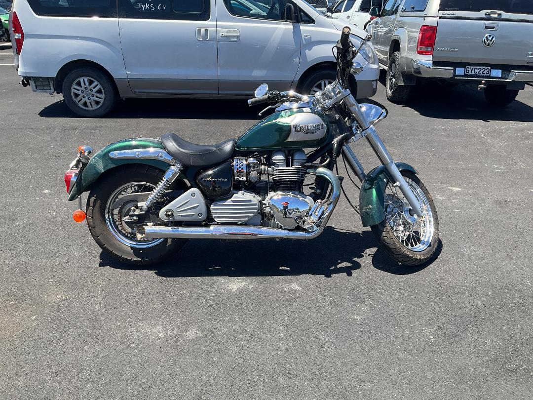 Photo '2' of Triumph BONNEVILLE AMERICA