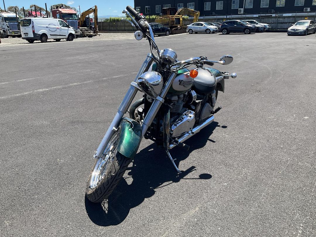 Photo '7' of Triumph BONNEVILLE AMERICA