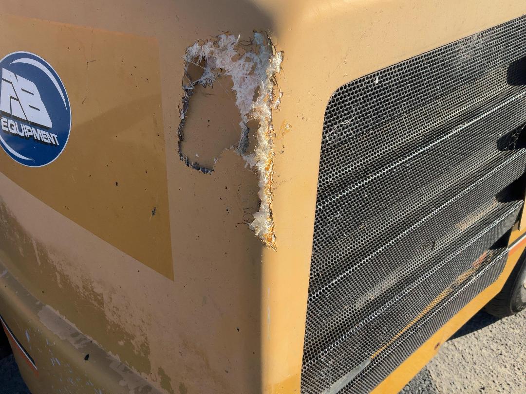 Photo '16' of Vermeer Wood Chipper Chipper Photo '16' of Vermeer Wood Chipper Chipper