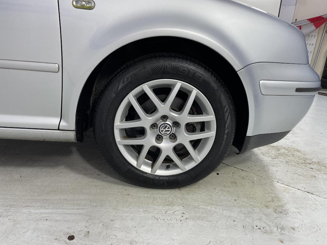 Photo '10' of Volkswagen Golf Photo '10' of Volkswagen Golf