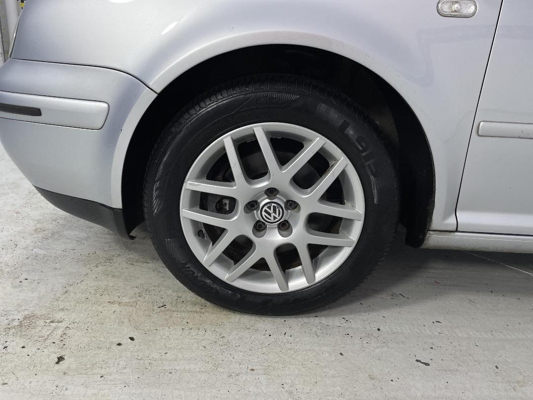 Photo '9' of Volkswagen Golf Photo '9' of Volkswagen Golf