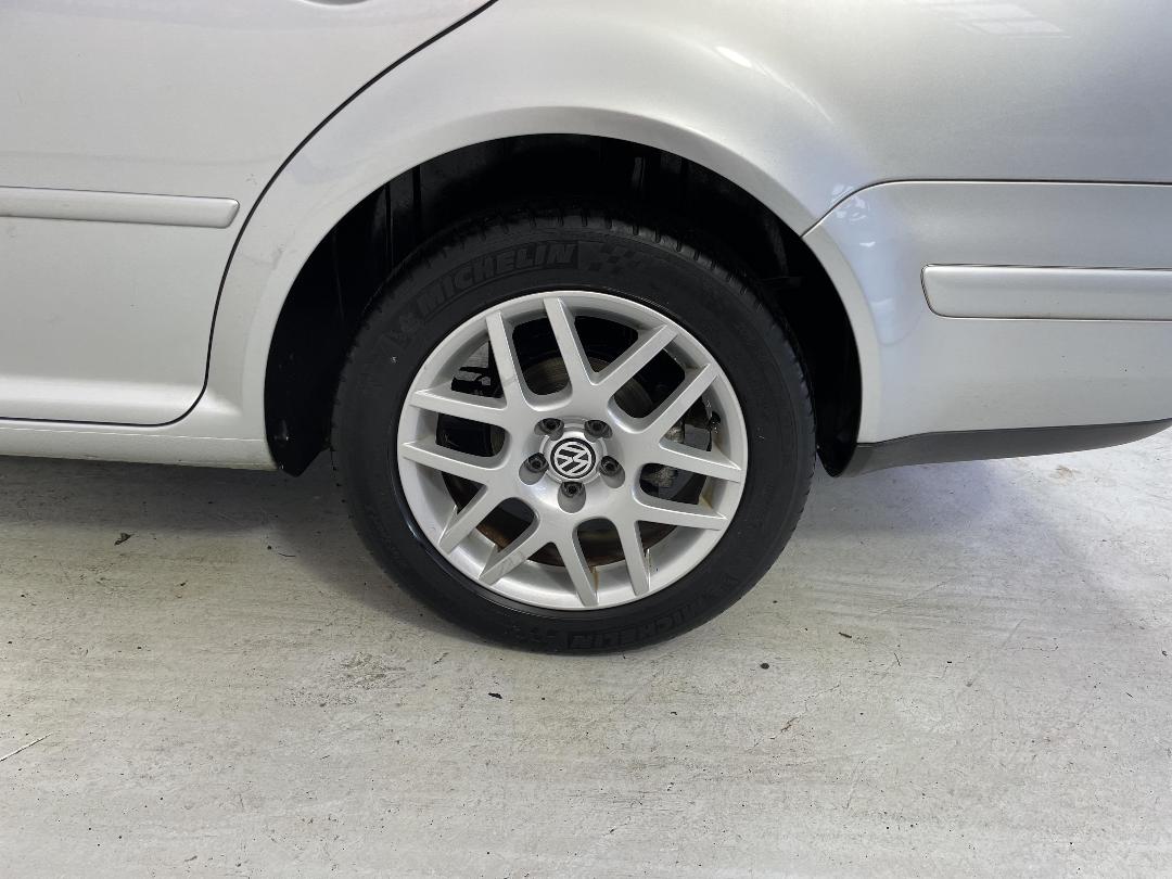 Photo '11' of Volkswagen Golf Photo '11' of Volkswagen Golf