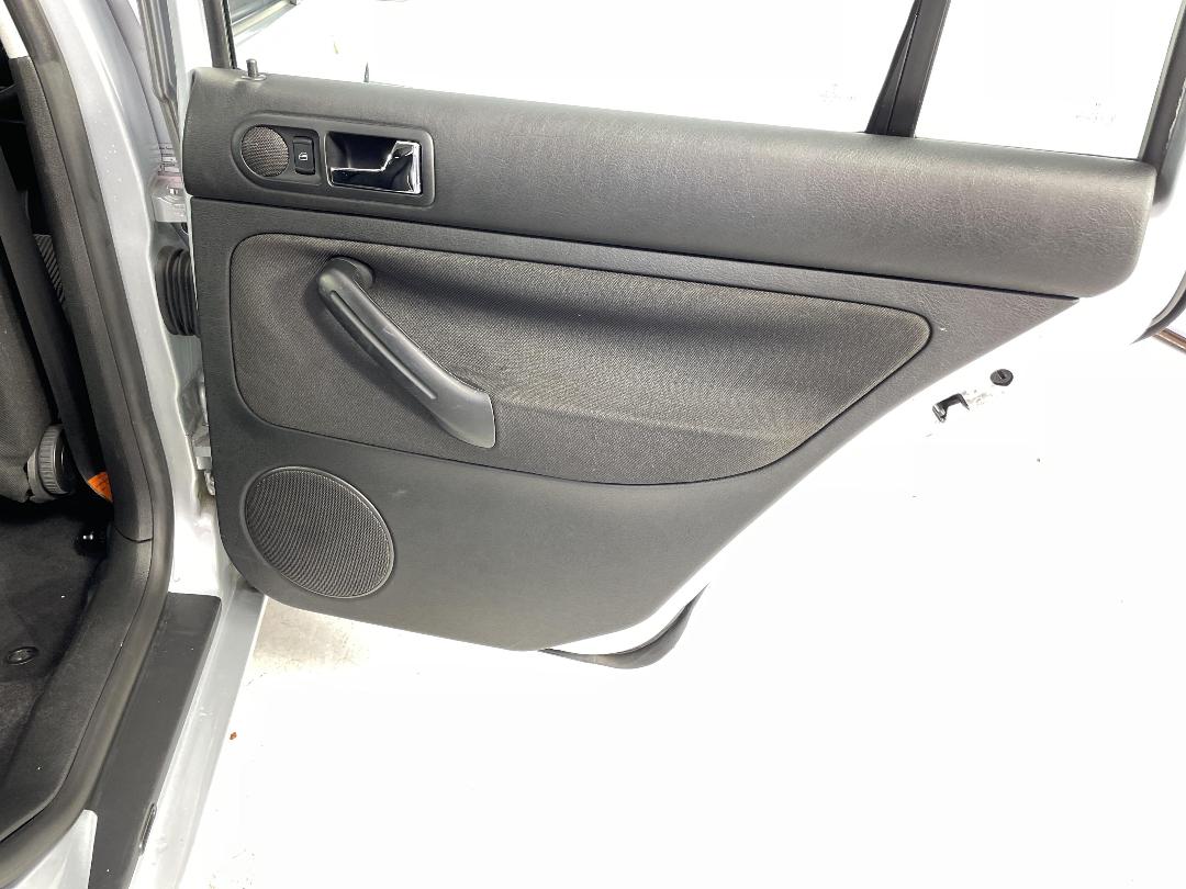 Photo '19' of Volkswagen Golf Photo '19' of Volkswagen Golf