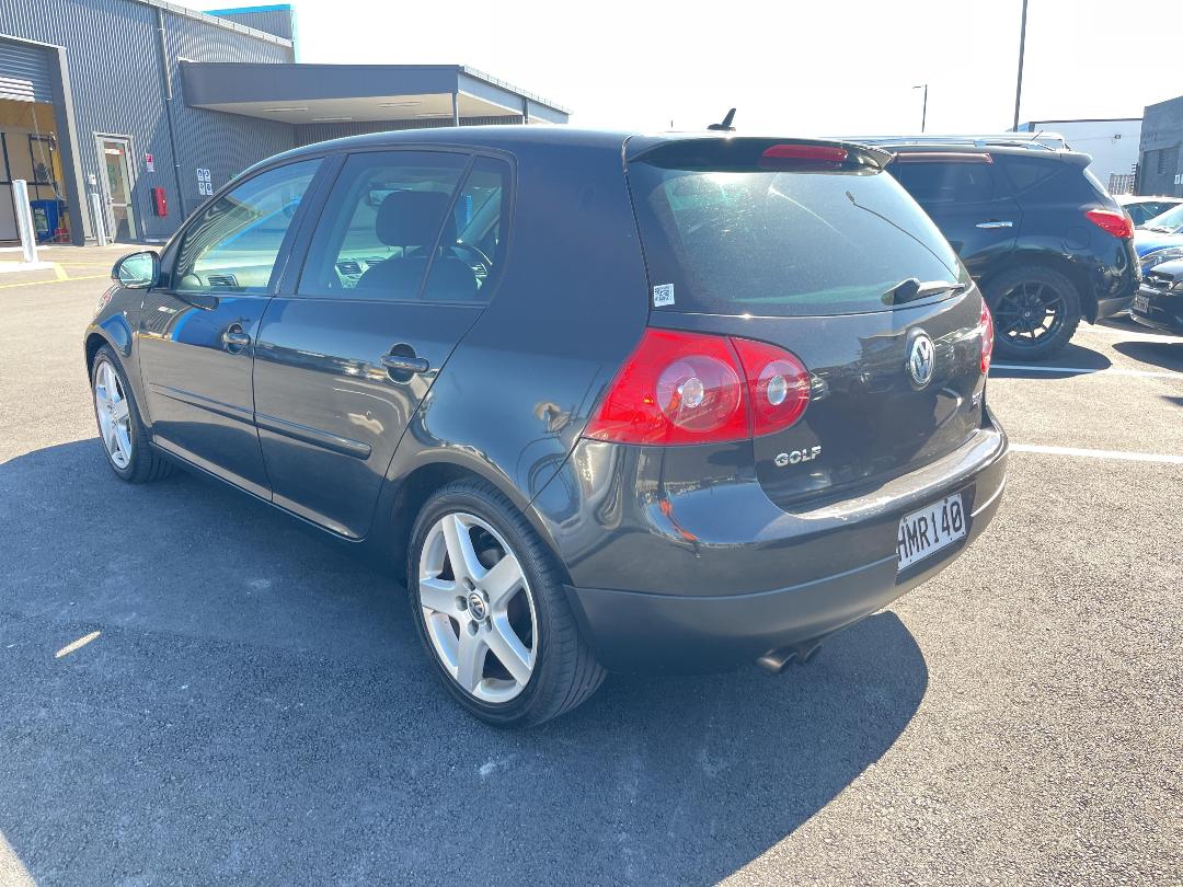 Photo '4' of Volkswagen Golf Photo '4' of Volkswagen Golf