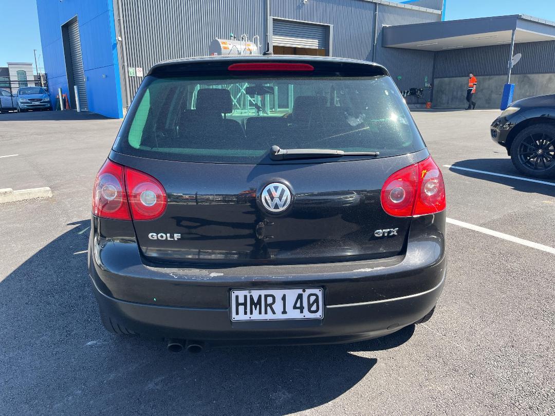 Photo '5' of Volkswagen Golf Photo '5' of Volkswagen Golf