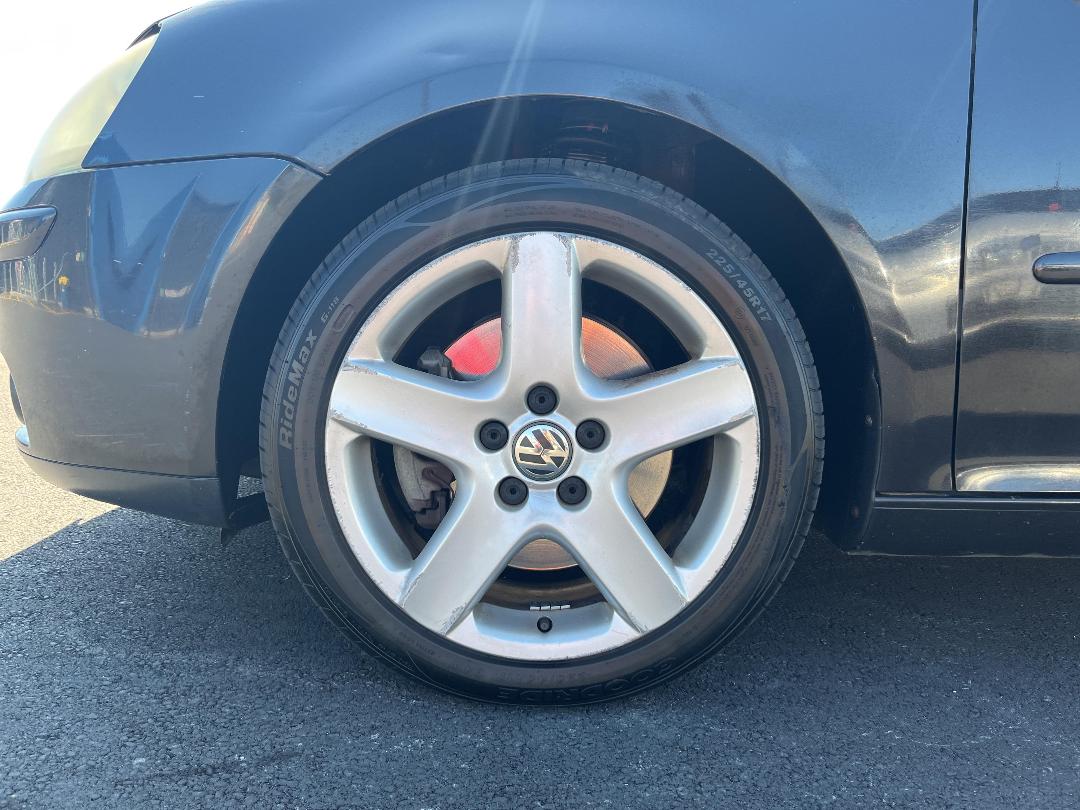 Photo '9' of Volkswagen Golf Photo '9' of Volkswagen Golf