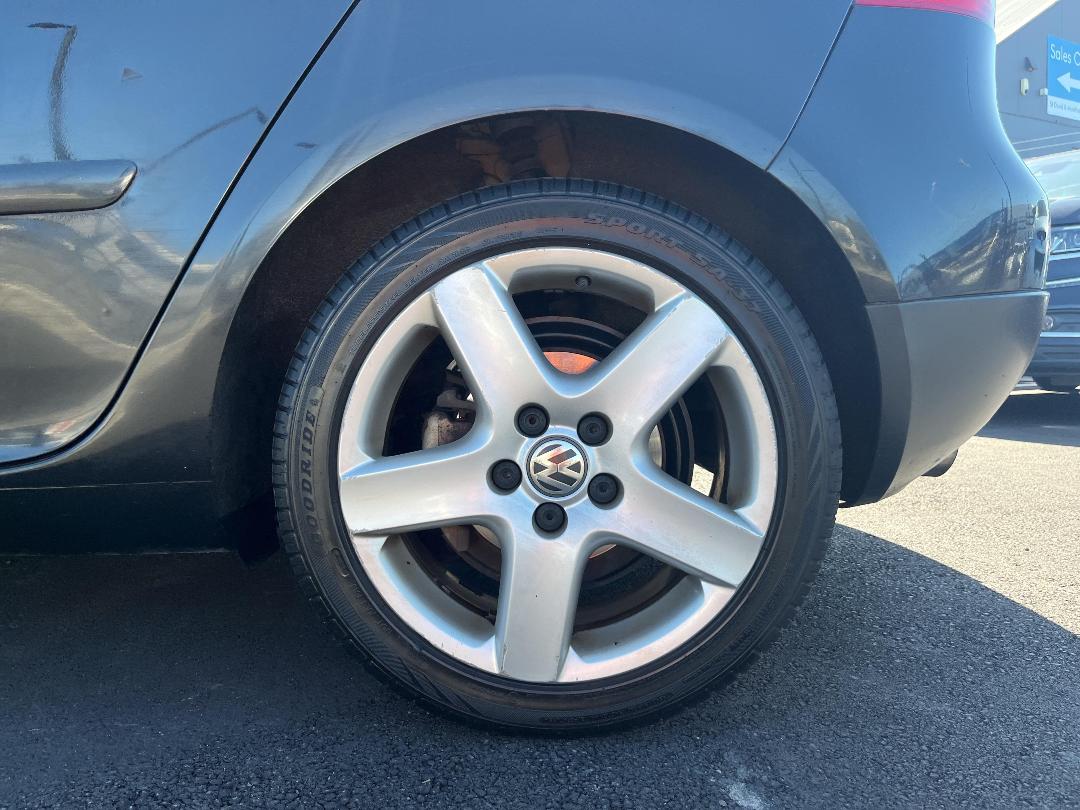 Photo '10' of Volkswagen Golf Photo '10' of Volkswagen Golf