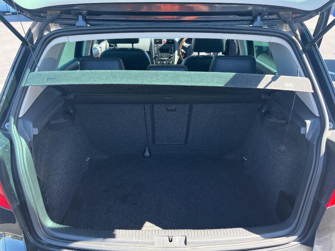 Photo '19' of Volkswagen Golf Photo '19' of Volkswagen Golf