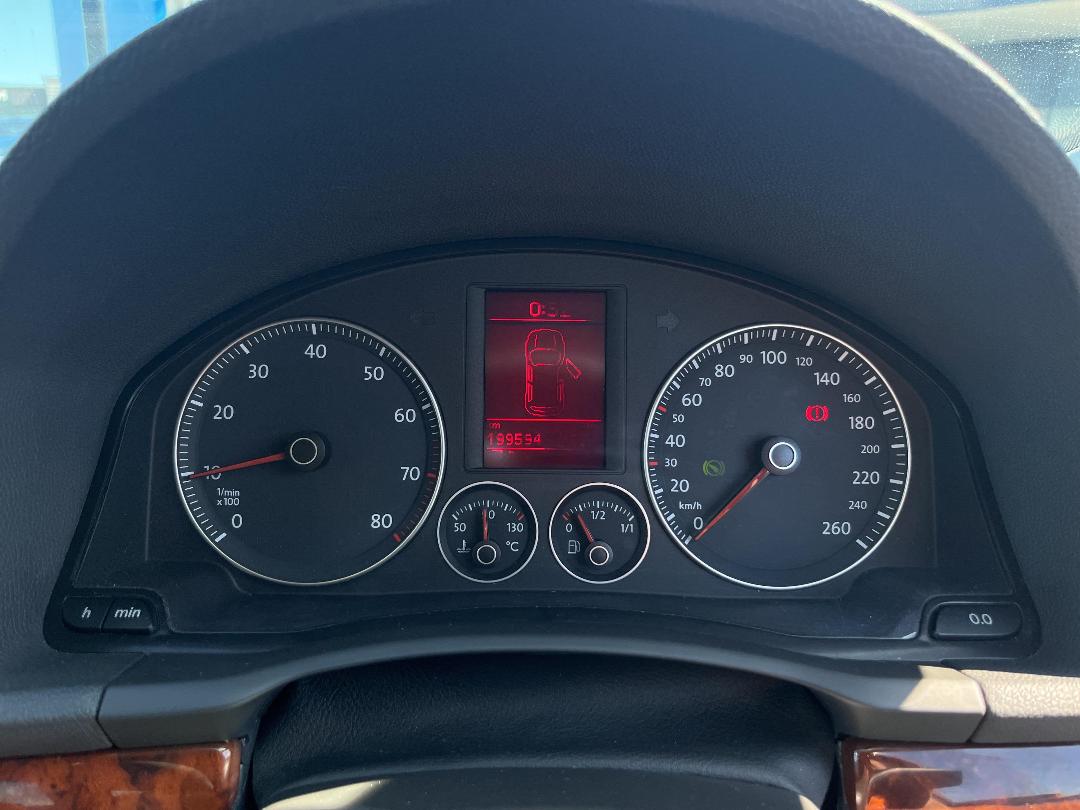 Photo '20' of Volkswagen Golf Photo '20' of Volkswagen Golf