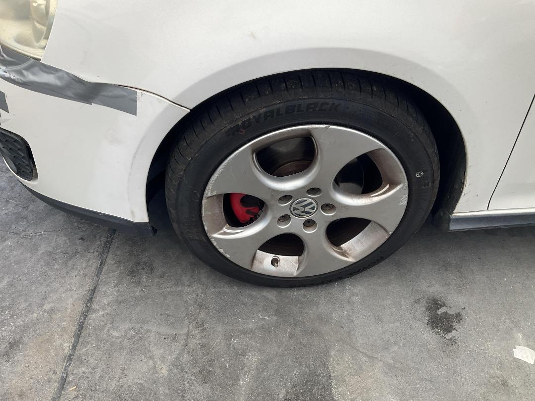 Photo '13' of Volkswagen Golf GTI Photo '13' of Volkswagen Golf GTI