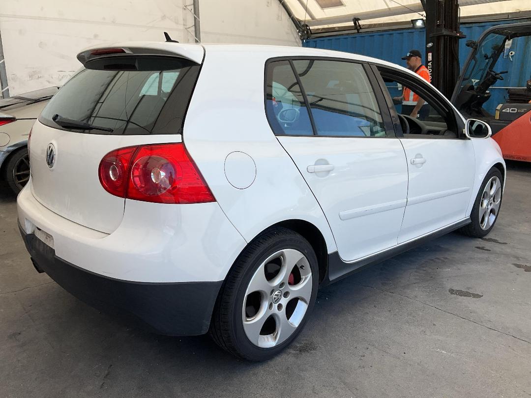 Photo '6' of Volkswagen Golf GTI Photo '6' of Volkswagen Golf GTI