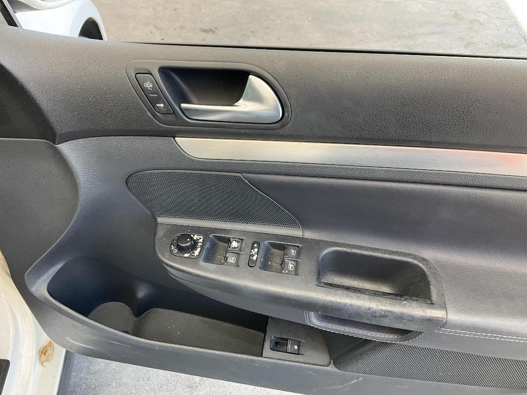 Photo '22' of Volkswagen Golf GTI Photo '22' of Volkswagen Golf GTI