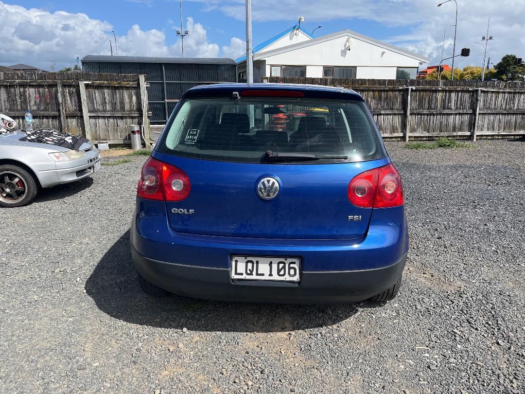 Photo '5' of Volkswagen Golf Photo '5' of Volkswagen Golf