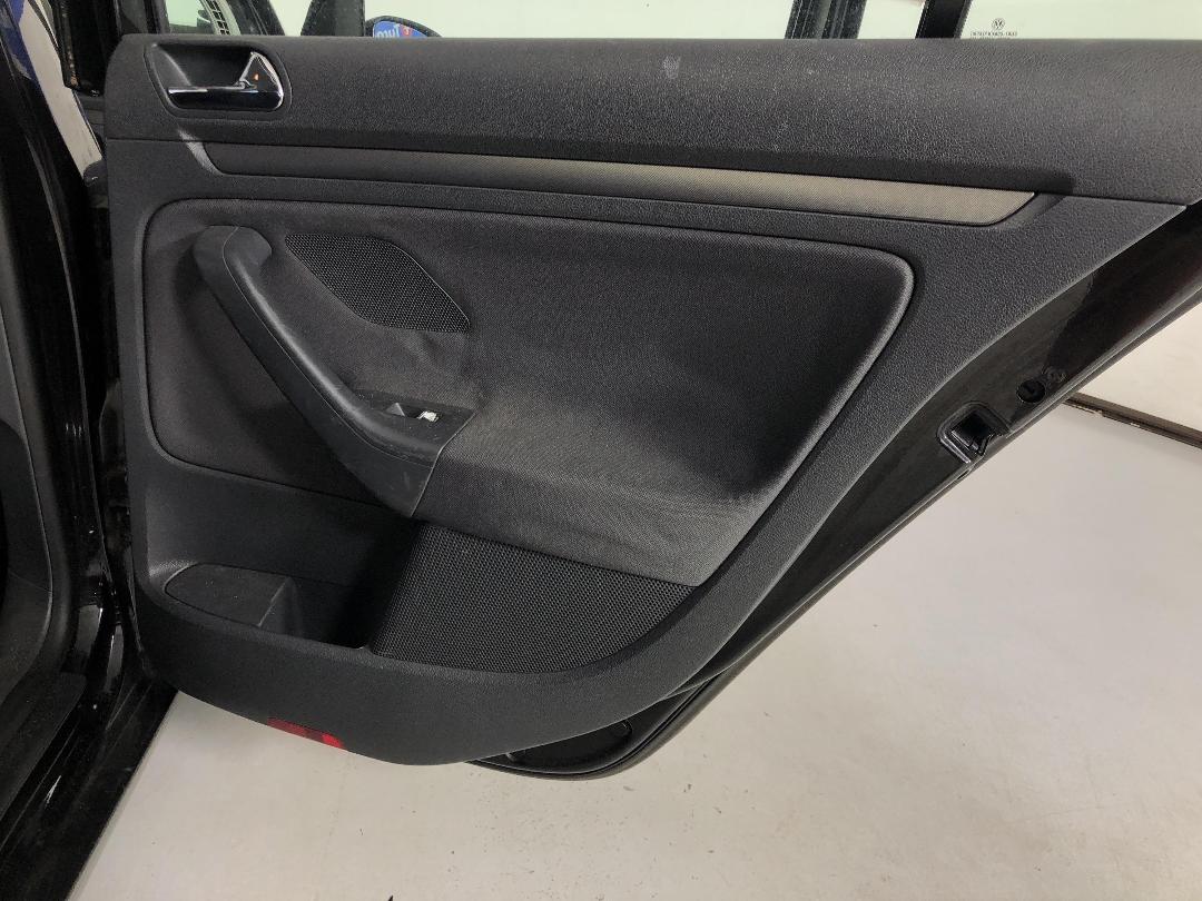 Photo '19' of Volkswagen Golf Photo '19' of Volkswagen Golf