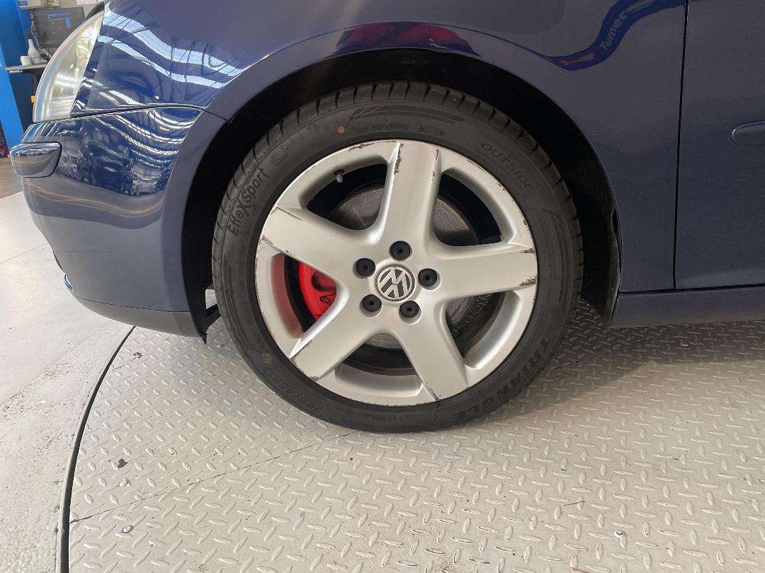 Photo '10' of Volkswagen Golf Photo '10' of Volkswagen Golf