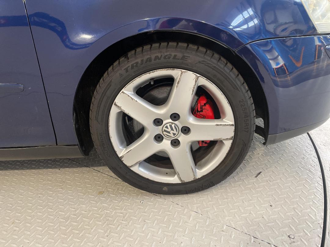 Photo '9' of Volkswagen Golf Photo '9' of Volkswagen Golf