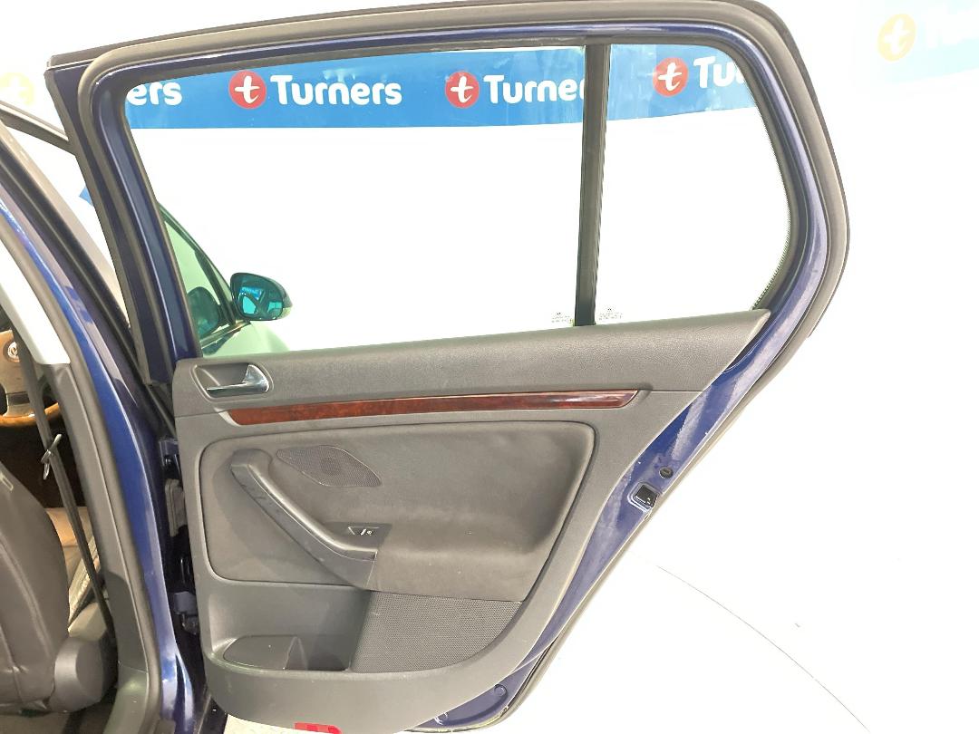 Photo '19' of Volkswagen Golf Photo '19' of Volkswagen Golf