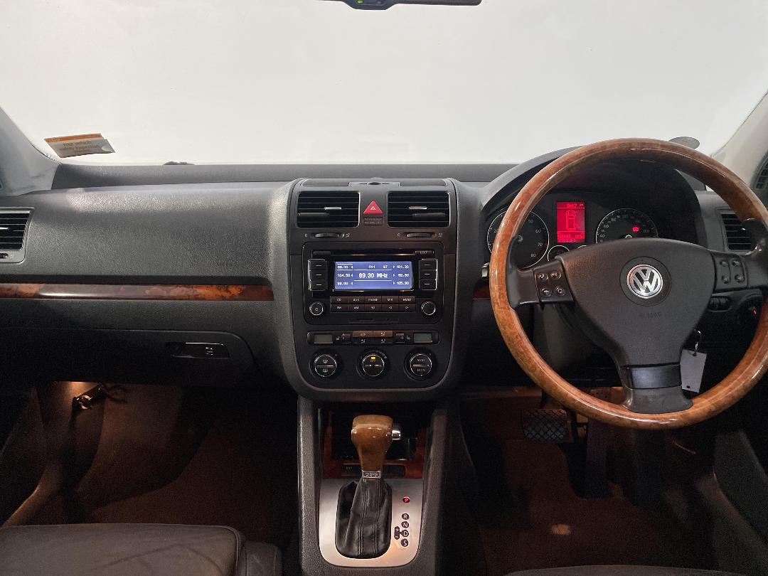 Photo '17' of Volkswagen Golf Photo '17' of Volkswagen Golf