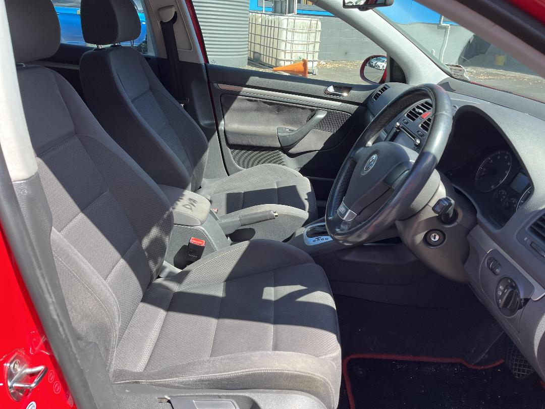 Photo '11' of Volkswagen Golf