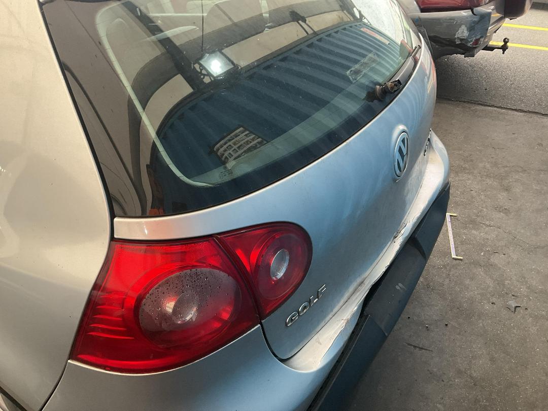 Photo '14' of Volkswagen Golf TDI