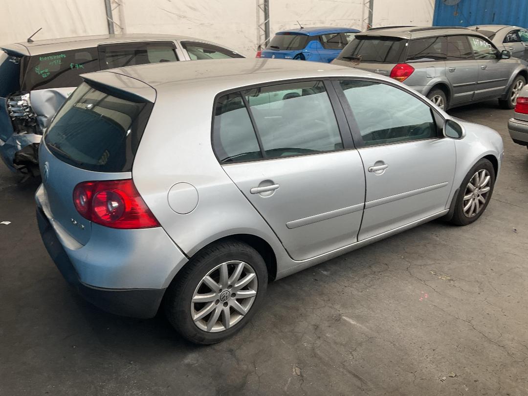 Photo '15' of Volkswagen Golf TDI