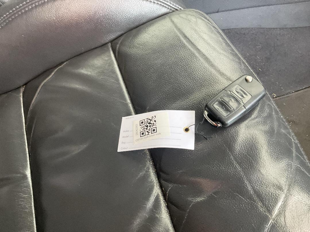 Photo '21' of Volkswagen Golf TDI