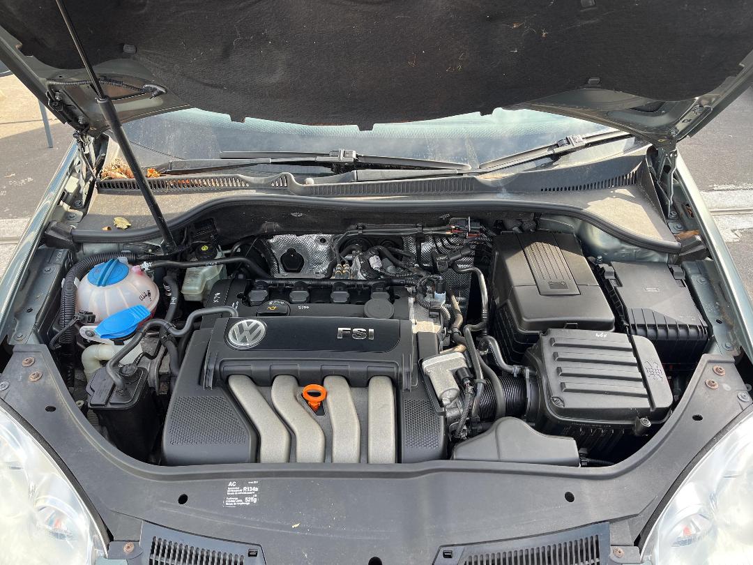 Photo '6' of Volkswagen Golf FSI TIP