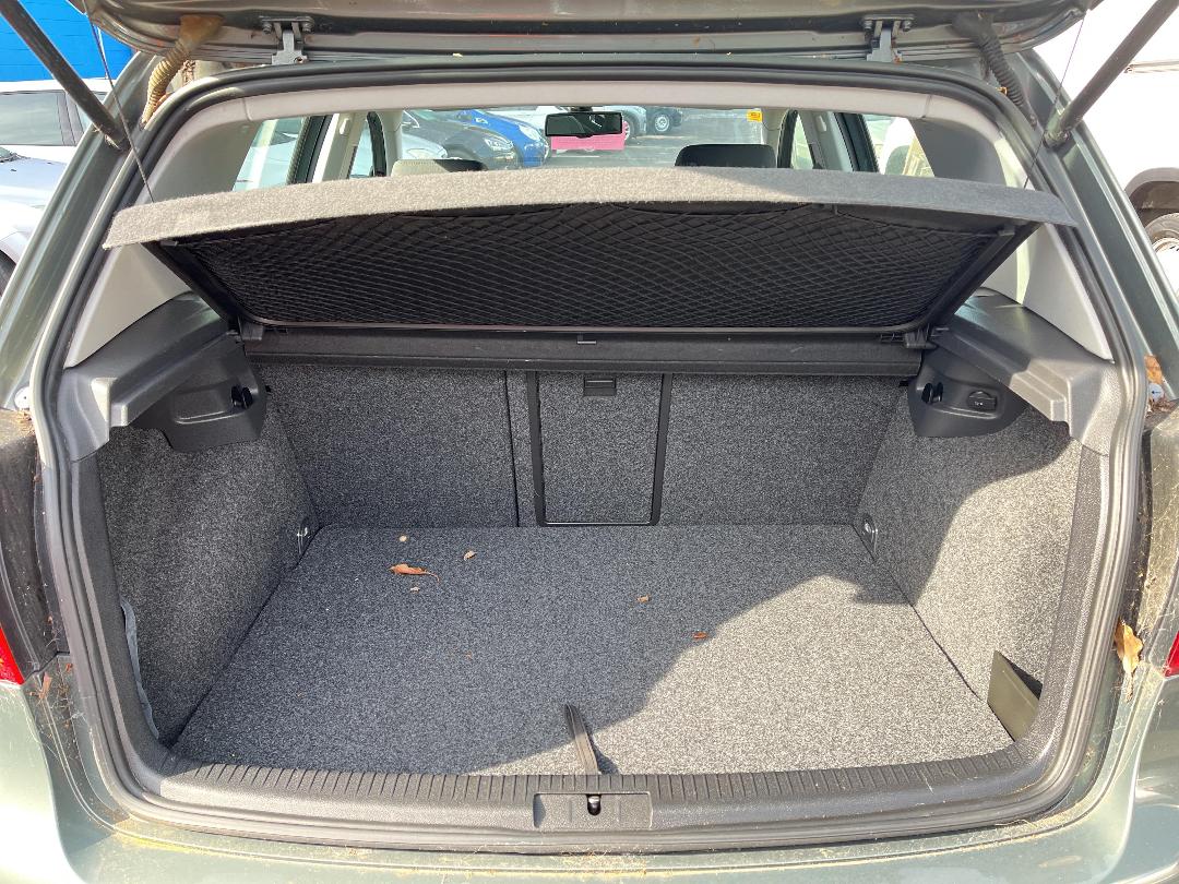 Photo '5' of Volkswagen Golf FSI TIP