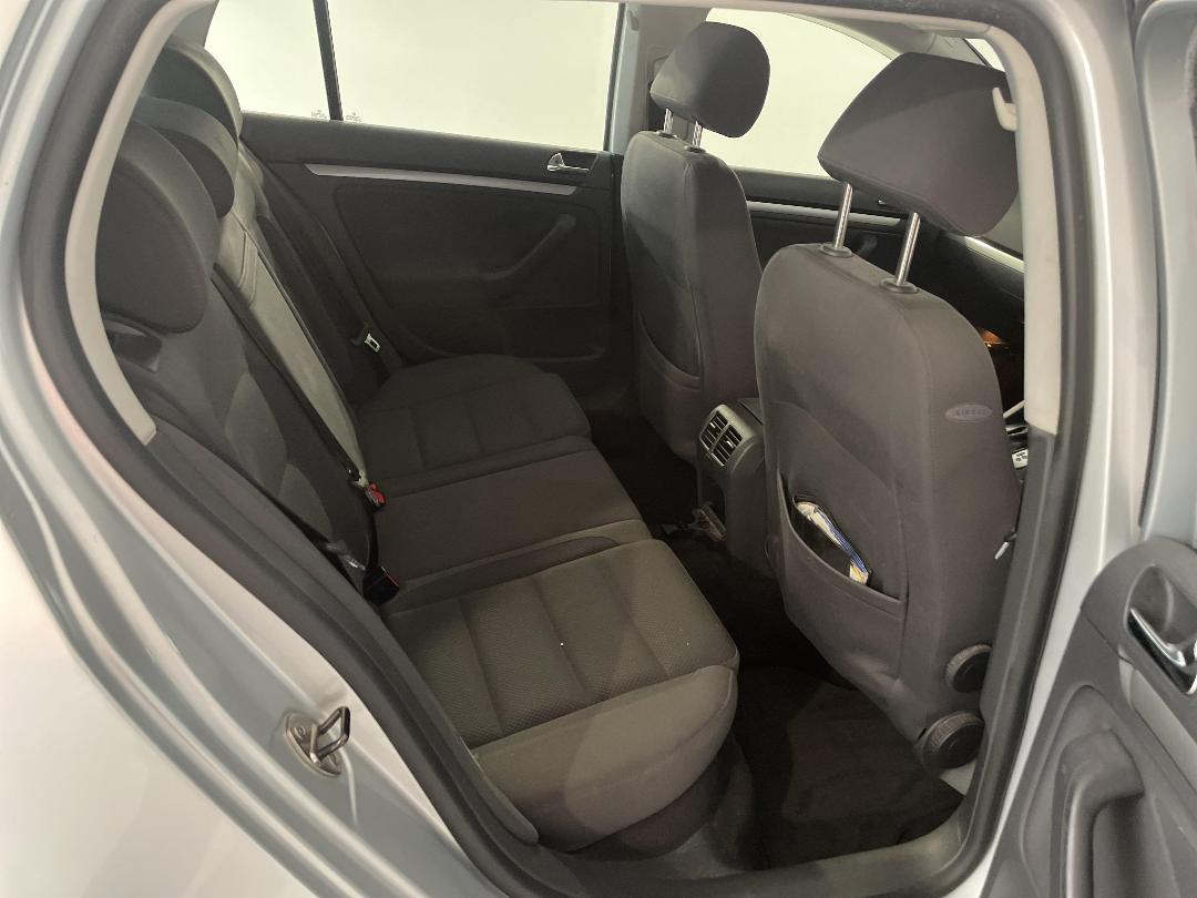 Photo '20' of Volkswagen Golf Photo '20' of Volkswagen Golf