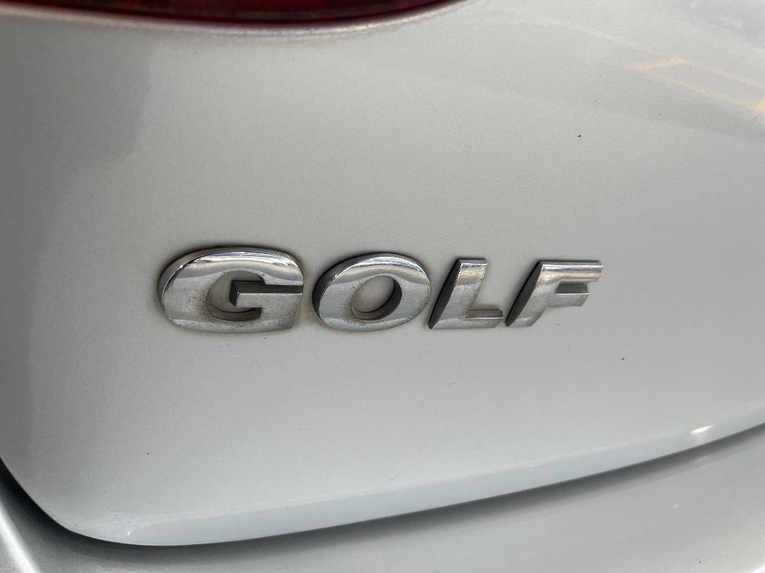 Photo '33' of Volkswagen Golf Photo '33' of Volkswagen Golf