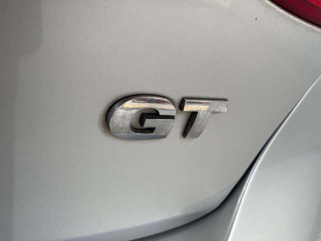 Photo '34' of Volkswagen Golf Photo '34' of Volkswagen Golf