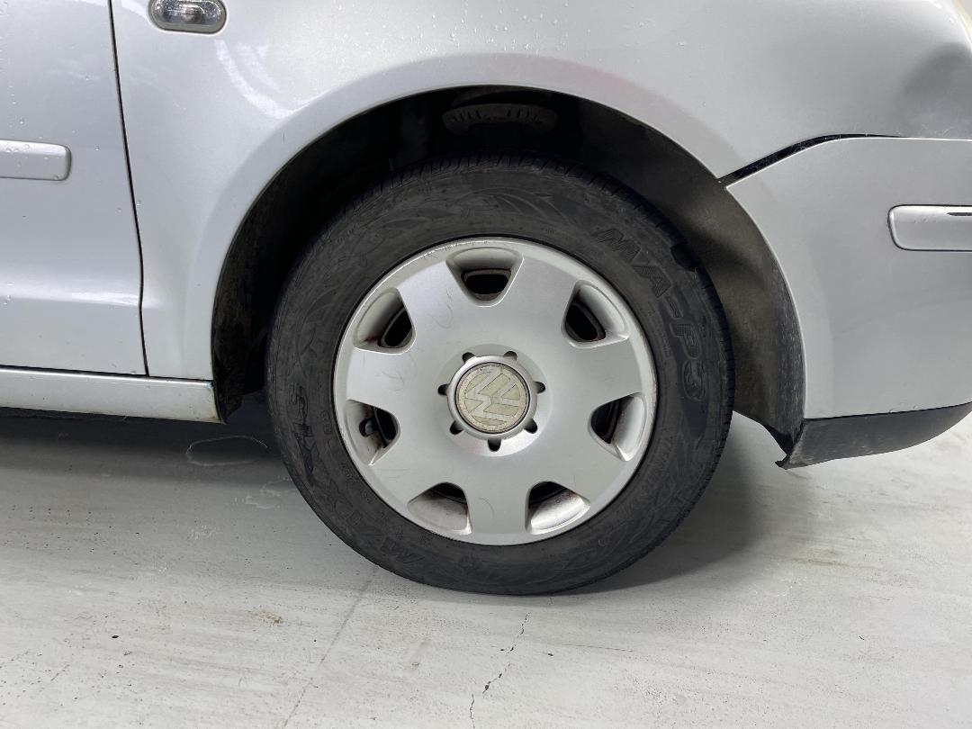 Photo '7' of Volkswagen Polo Photo '7' of Volkswagen Polo