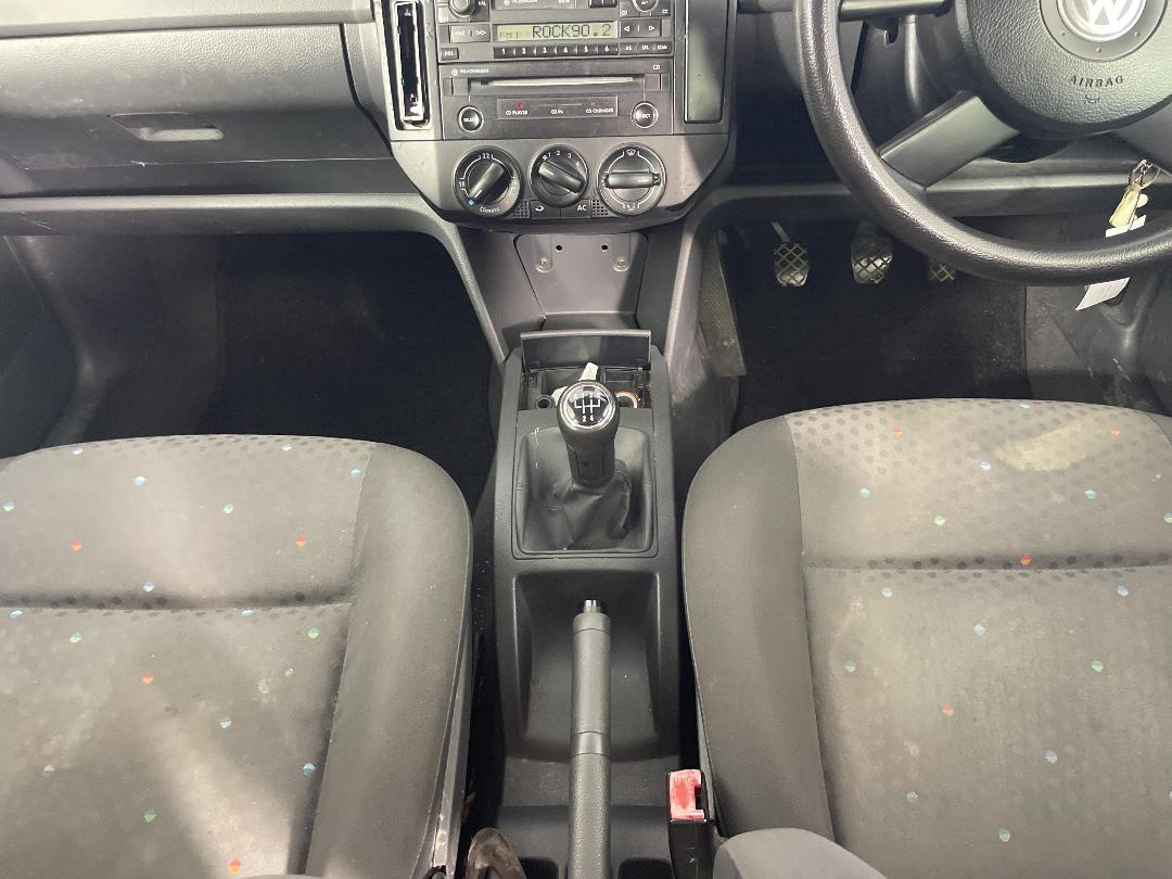 Photo '16' of Volkswagen Polo Photo '16' of Volkswagen Polo