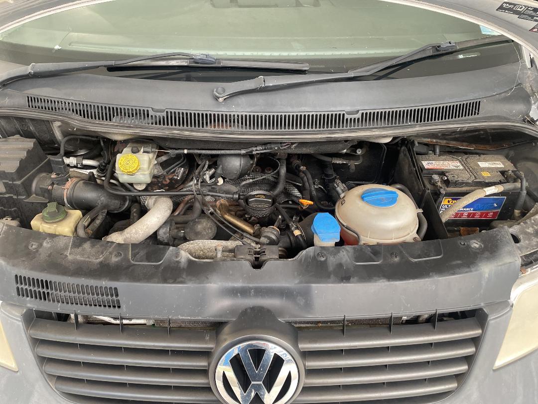 Photo '13' of Volkswagen T5