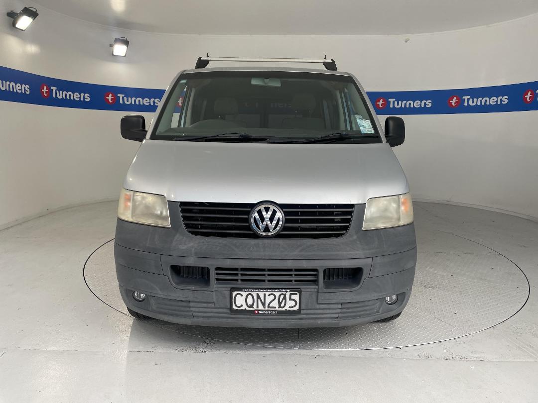 Photo '2' of Volkswagen T5