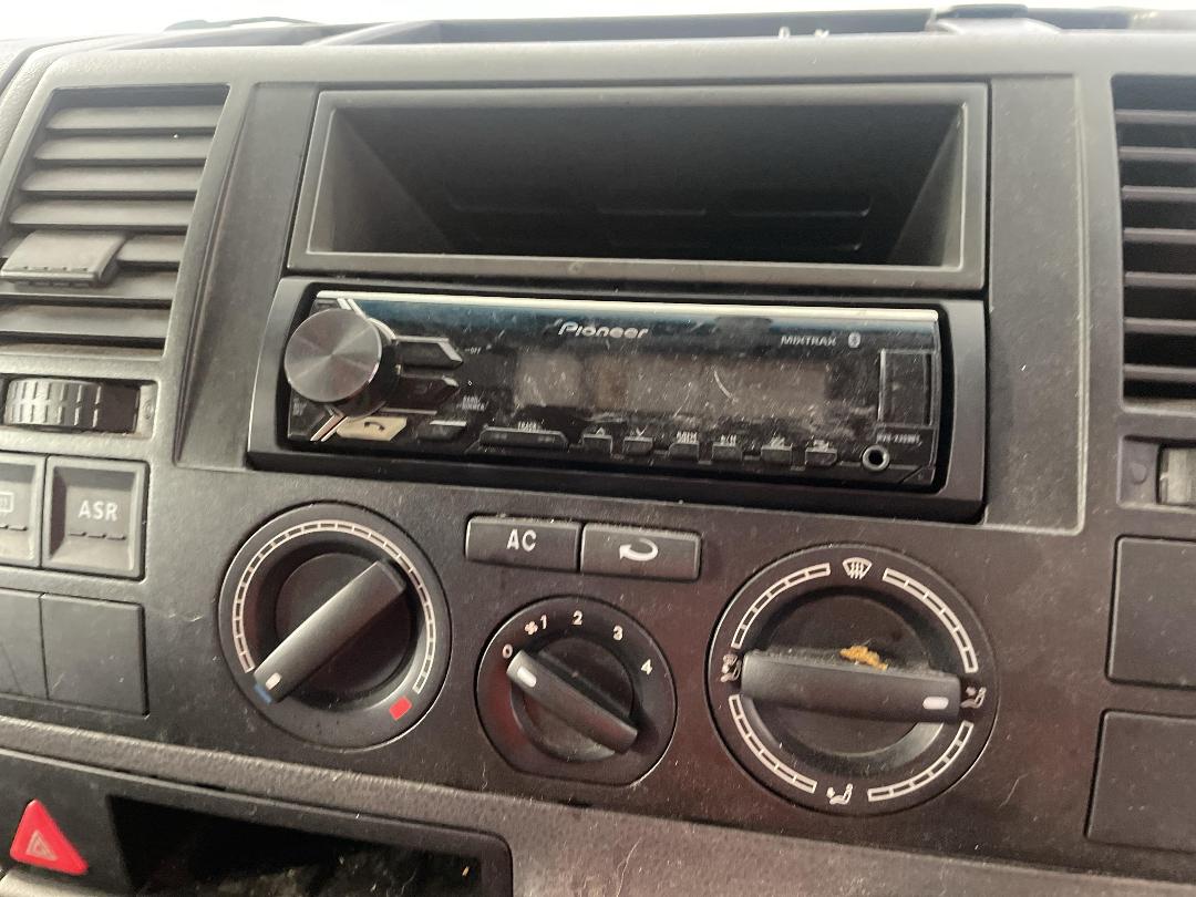 Photo '25' of Volkswagen T5