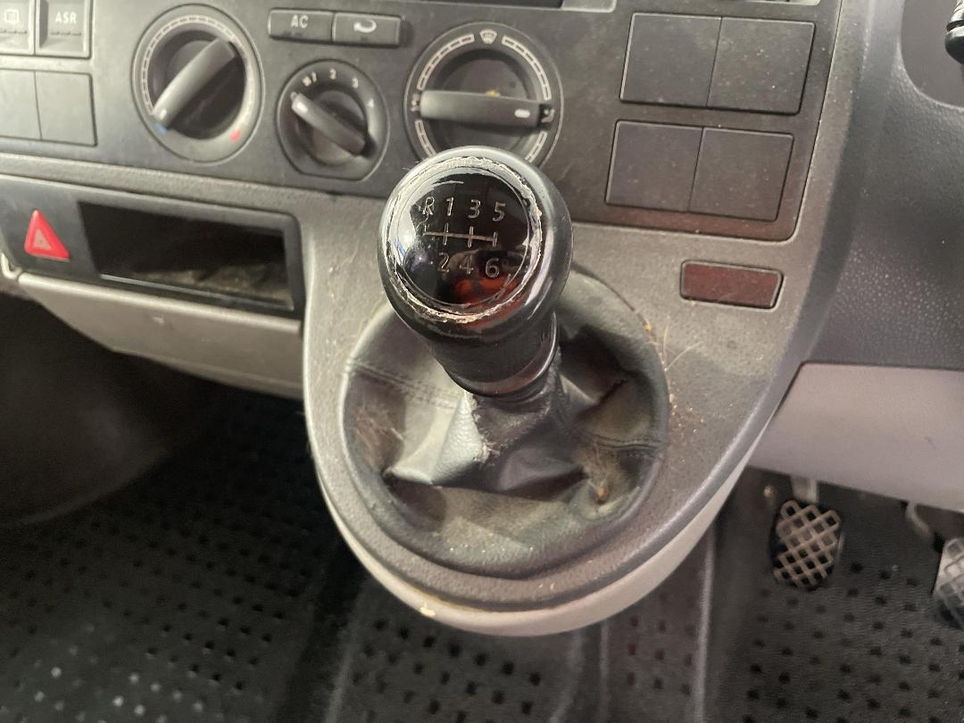 Photo '26' of Volkswagen T5