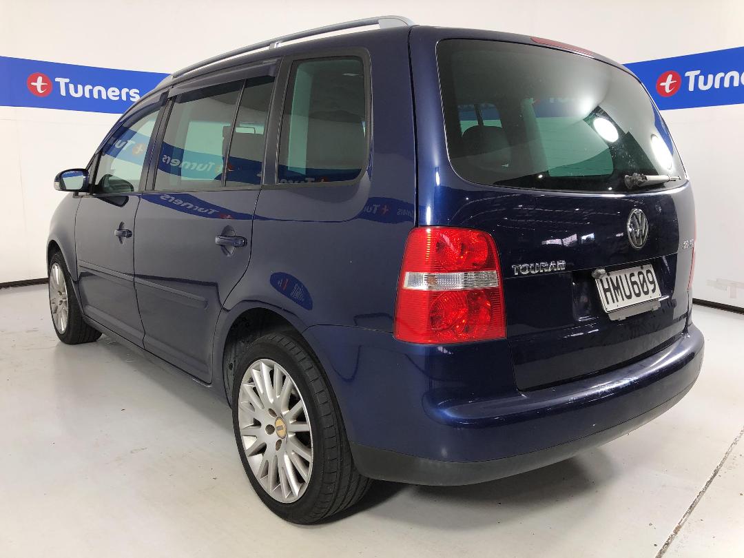 Photo '5' of Volkswagen Touran Photo '5' of Volkswagen Touran