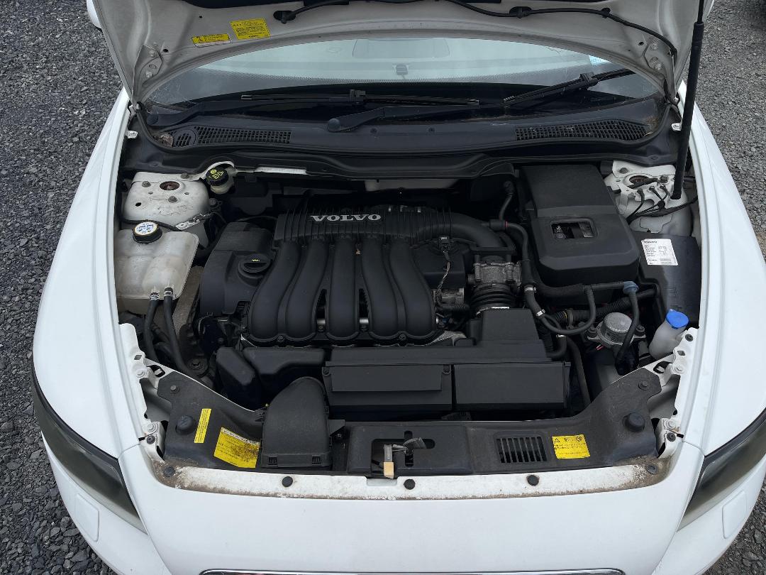 Photo '11' of Volvo S40