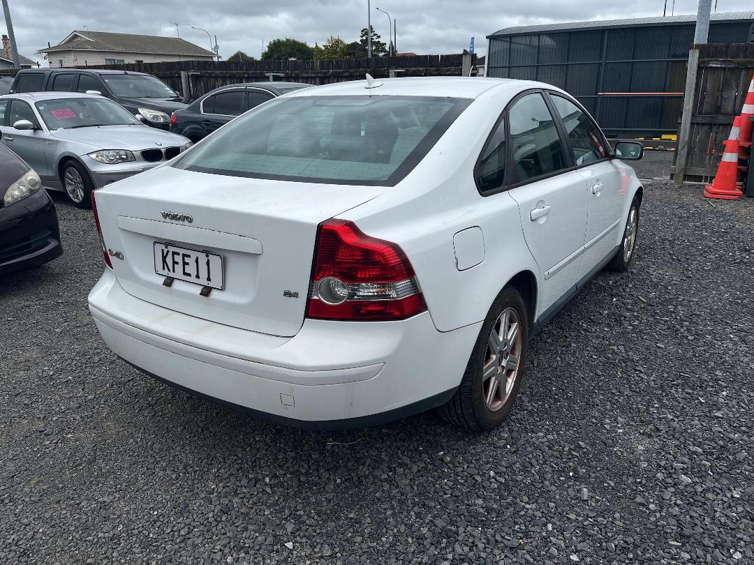 Photo '6' of Volvo S40